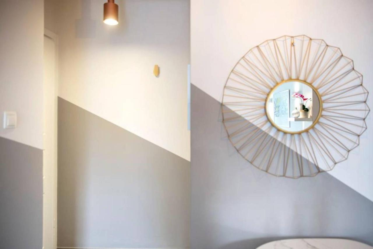 Little Gem 2 Mins From Acropolis Museum Apartment เอเธนส์ ภายนอก รูปภาพ